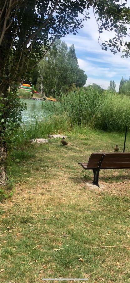Appartement Les Hameaux Arles Dış mekan fotoğraf
